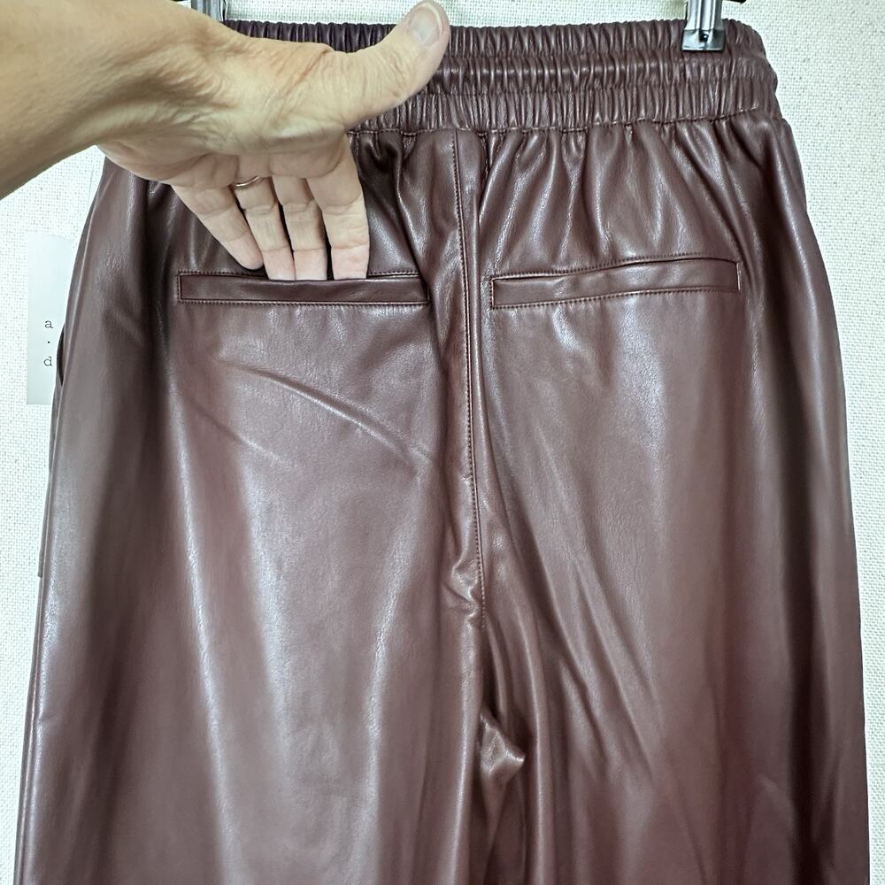 Women's High-Rise Faux Leather Tapered Ankle Pull-On Pants Sz S NWT Burgundy - Picture 11 of 15